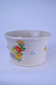 White Daisy Bowl With flowers